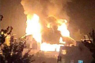 बडगाम मुठभेड़ में जैश कमांडर समेत दो आतंकी ढेर, इलाका सील