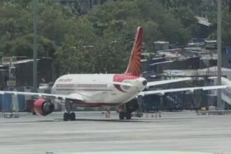 महाराष्ट्र सरकार ले सकती है बड़ा फैसला, दिल्ली और मुबंई के बीच बंद हो सकती है ट्रेन और हवाई सेवा