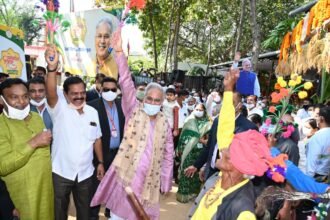 Celebration of Dewari Tihar and Govardhan Puja celebrated with traditional fervor at Chief Minister's residence