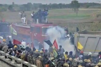 क्या सरकार किसानों की मांग पर विचार करेगी? कृषि मंत्री तोमर बोले- मैं अभी हां भी नहीं कह सकता और ना भी नहीं