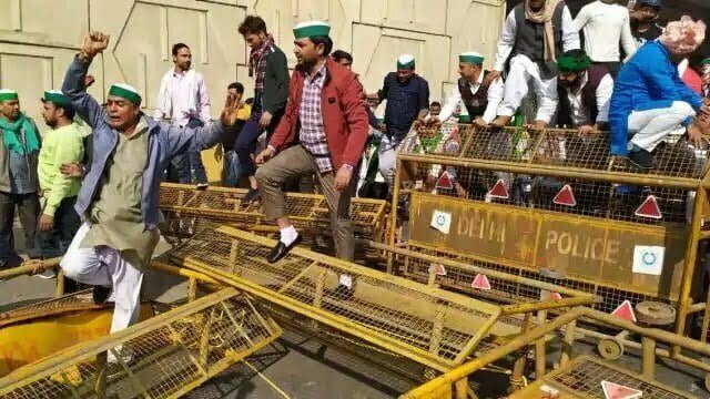 केन्द्र सरकार का प्रस्ताव ठुकराया, शर्त के साथ बातचीत नहीं करेंगे किसान