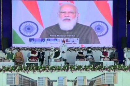 PM Modi laid foundation stone of AIIMS Rajkot… on corona vaccine