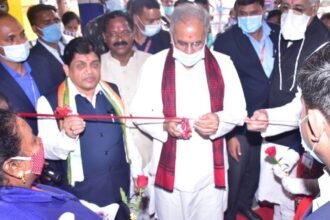 Chief Minister inaugurated the state's first 'Godhan Emporium'