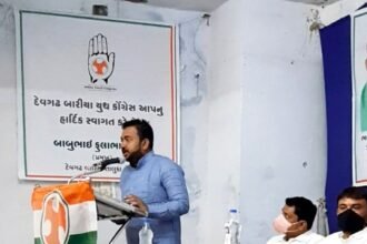 Bhidai's youth leader Shahid in Gujarat, in a round of public meetings