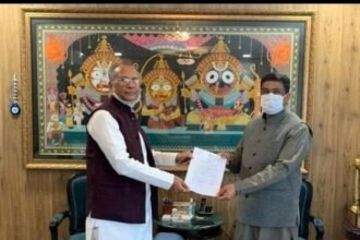 Home Minister Tamradhwaj Sahu met Steel Minister Dharmendra