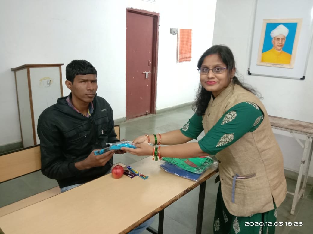 World Divyang Day: Shri Manav Seva Foundation distributed