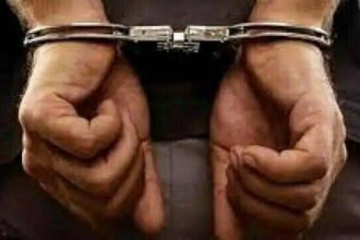 चरित्र शंका पर पत्नी की हत्या करने वाला आरोपी पति गिरफ्तार