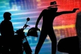 बिहार में बेखौफ अपराधी: हथियारबंद लुटेरों ने चार घरों में डाका डाला, 10 लाख कैश और गहने लूटे