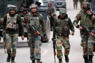 'PoK में लॉन्च पैड पर 250 आतंकी मौजूद, बॉर्डर पर तनाव बढ़ा सकता है पाकिस्तान'