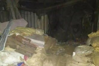 फैक्ट्री की छत गिरने से तीन महिलाओं समेत चार की मौत, 2 घायल