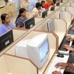 केंद्र सरकार ने दी चेतावनी, कहा- स्थायी कर्मचारी को अनुबंध पर नहीं बदल सकती कंपनियां