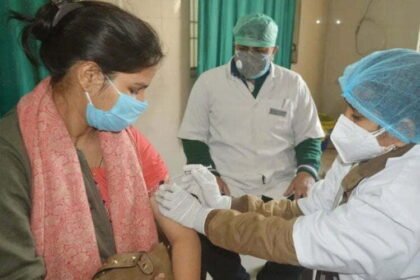 कोविड टीकाकरण ने प्रदेश में लिया जन-आंदोलन का रूप : सक्रिय टीकाकरण साइट्स की संख्या के लिहाज से छत्तीसगढ़ देश में चौथे स्थान पर