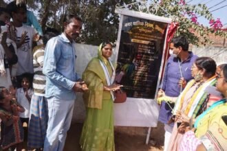 महापौर एवं विधायक देवेंद्र यादव की उपस्थिति में छावनी की महिलाओं ने किया भूमिपूजन