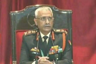 आर्मी चीफ नरवणे बोले-चीन और पाक मिलकर भारत के लिए हो सकते हैं खतरा, सरकार से पूर्वी लद्दाख में सतर्क रहने के निर्देश