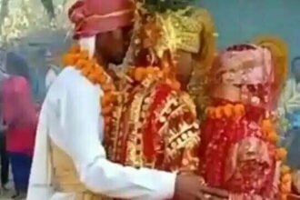 दोनों ही मुझे प्यार करती हैं, नहीं दे सकता धोखा… और बस्तर के इस दिलवाले ने एक ही मंडप के नीचे दो युवतियों के साथ की शादी