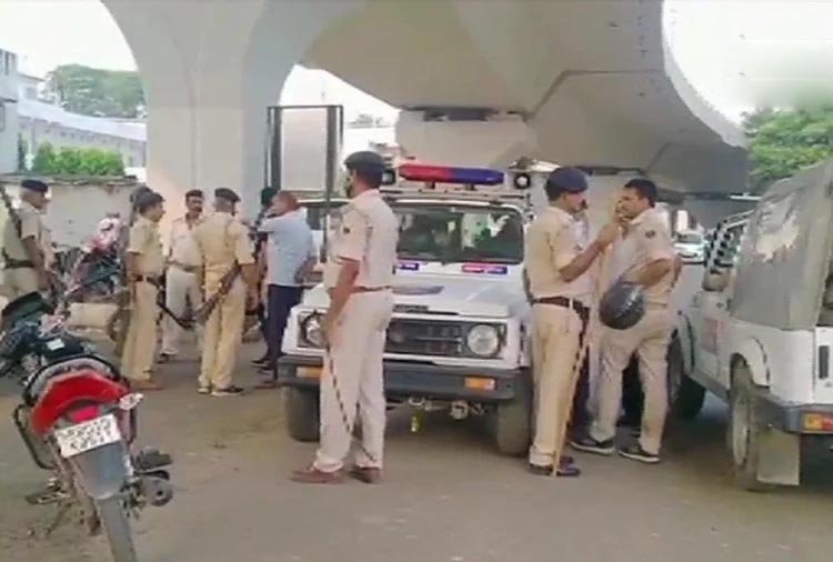 बिहार में अपराधियों के हौसले बुलंद, छात्र नेता और एक नाबालिक को मारी गोली, एक की मौत