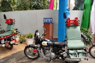 सीआरपीएफ और डीआरडीओ ने मिलकर बनाई बाइक एंबुलेंस, नक्सली इलाकों में होगी मददगार