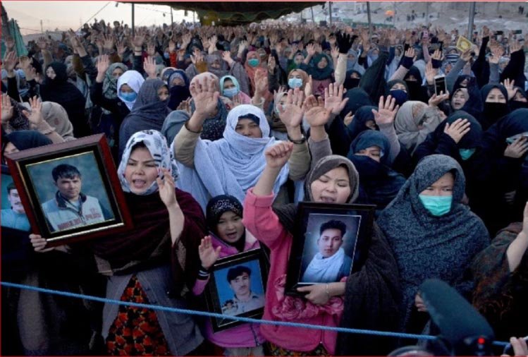 पाकिस्तान में हजारा मुसलमानों का कत्ल, इमरान सरकार के खिलाफ प्रदर्शन