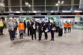 नॉर्थ पोल पर उड़ान भर एयर इंडिया की महिला पायलटों ने रचा इतिहास, 16000 किमी दूरी तय कर सैन फ्रांसिस्को से बेंगलुरु पहुंची फ्लाइट