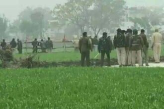 करनाल में CM खट्टर की महापंचायत का विरोध कर रहे किसानों पर लाठीचार्ज, पानी की बौछार, आंसू गैस के गोले भी दागे गए