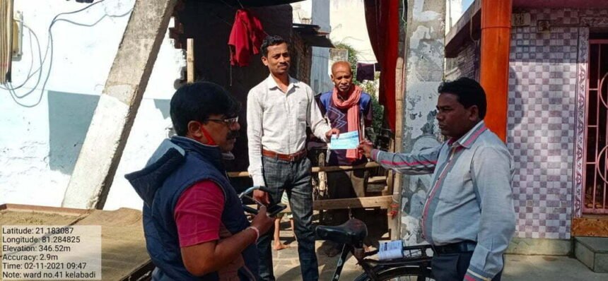 On reaching the house of garbage dumpers, the corporation deducted the fine