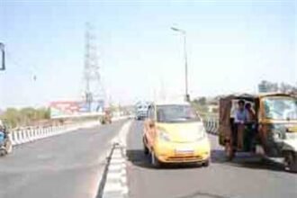 Road from Durg y Sheep Bridge to Gurdwara Chowk