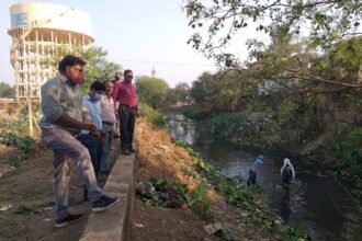 On the instructions of the administrator, the corporation officers are