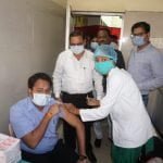 Commissioner Rituraj Raghuvanshi arrives at Kovid Vaccination Center of Supaela Shastri Hospital