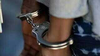 पत्नी की हत्या कर कलेक्ट्रेट में कर रहा था नौकरी, पुलिस ने दो साल बाद दबोचा, नक्सलियों को भी थी तलाश