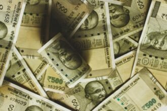 स्वतंत्रता संग्राम सेनानी स्पेशल ट्रेन में मिला 1.4 करोड़ रुपए से भरा बैग