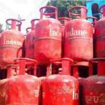 Budget oil companies gave a blow to the common man: LPG price