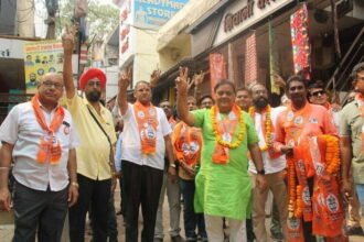 Shrichand Sundrani reached Bhilai for vigorous public relations… .The Business Unity