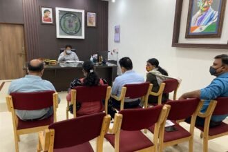 Corporation Commissioner Rituraj Raghuvanshi took a meeting of the
