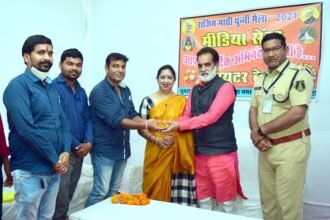 राजिम माघी पुन्नी मेला: कलाकार अपने दुख को दबाकर लोगों का करते है मनोरंजन: ममता चंद्राकर