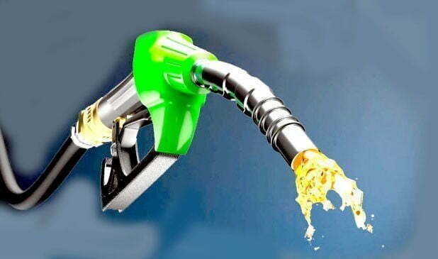 नए साल से पहले मुख्यमंत्री का गरीबों को तोहफा, 26 जनवरी से 25 रुपये सस्ता मिलेगा पेट्रोल
