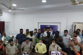 Uncovering of the Khudmuda massacre: a real son murdered his