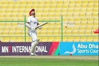 अफगानी खिलाड़ी ने रचा इतिहास, टेस्ट में जड़ दिया पहला दोहरा शतक