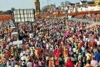 हरिद्वार कुंभ में शामिल होने के लिए कोरोना टेस्ट जरूरी, सीएम तीरथ के फैसले को हाईकोर्ट ने पलटा