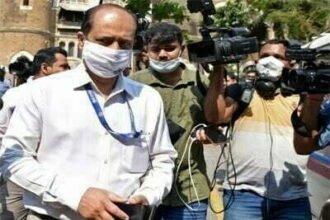 एंटीलिया मामला : एनआईए की गिरफ्तारी के बाद मुंबई पुलिस की कार्रवाई, सचिन वाजे को किया निलंबित