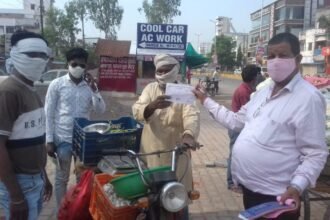 Screwed at the arbitrariness of the retail trader… he was selling the goods by opening a shop