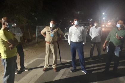 Commissioners standing at crossroads watching the movement on the roads…. Those who pretend to be caught, get reprimanded…. Fine