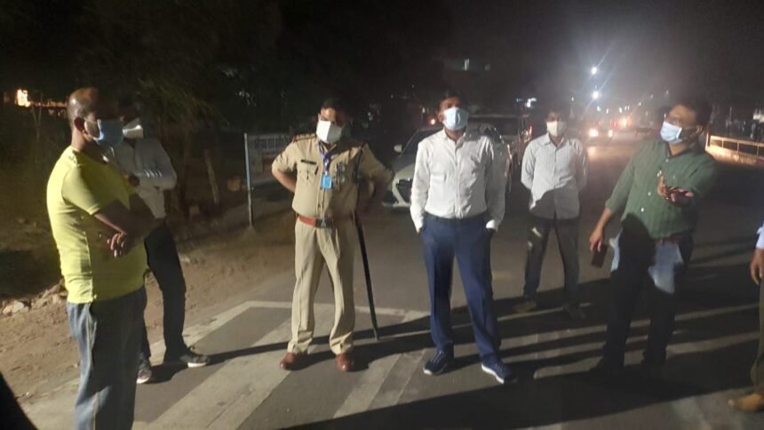 Commissioners standing at crossroads watching the movement on the roads…. Those who pretend to be caught, get reprimanded…. Fine