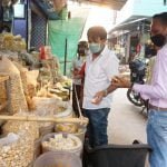 Penalty on those who sell high-end foods and expired food items