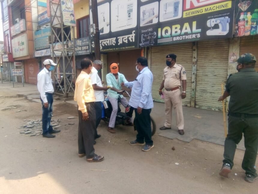 There is silence in the city of Bhilai, and this silence is also good at this time