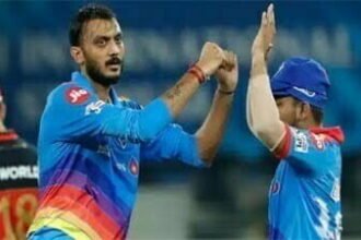 आईपीएल 2021: दिल्ली कैपिटल्स को लगा तगड़ा झटका, अक्षर पटेल कोरोना पॉजिटिव निकले