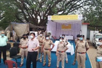 71 calls came on the first day after the start of the Kovid help desk