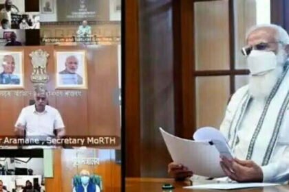 ऑक्सीजन के लिए मचा हाहाकार: पीएम मोदी ने संभाला मोर्चा, कहा- बिना रुकावट सभी राज्यों को हो आपूर्ति