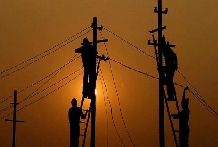 एक और संकट: 38 बिजली संयंत्रों के पास महज सात दिन का कोयला, गुल हो सकती है बिजली