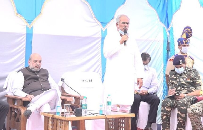 सीआरपीएफ कैंप पहुंचे केंद्रीय गृह मंत्री अमित शाह और मुख्यमंत्री भूपेश बघेल: मुख्यमंत्री बोले नक्सलियों के खिलाफ लड़ाई को और बेहतर रणनीति के साथ लड़ा जाएगा