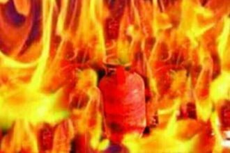 गैस सिलेंडर फटने से बड़ा हादसा, एक ही परिवार के छह लोग मरे